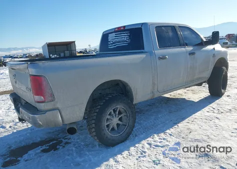 2017 Ram 2500 Tradesman 4X4 6'4 Box z USA, uszkodzony, nr VIN 3C6UR5CLXHG767606